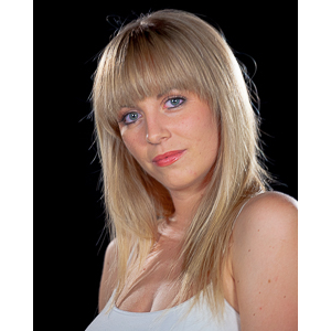 I met T'Lane through a session I shot for a friend of hers on Manhattan Beach. She was absolutely gorgeous and I was thrilled that she agreed to shoot with me.